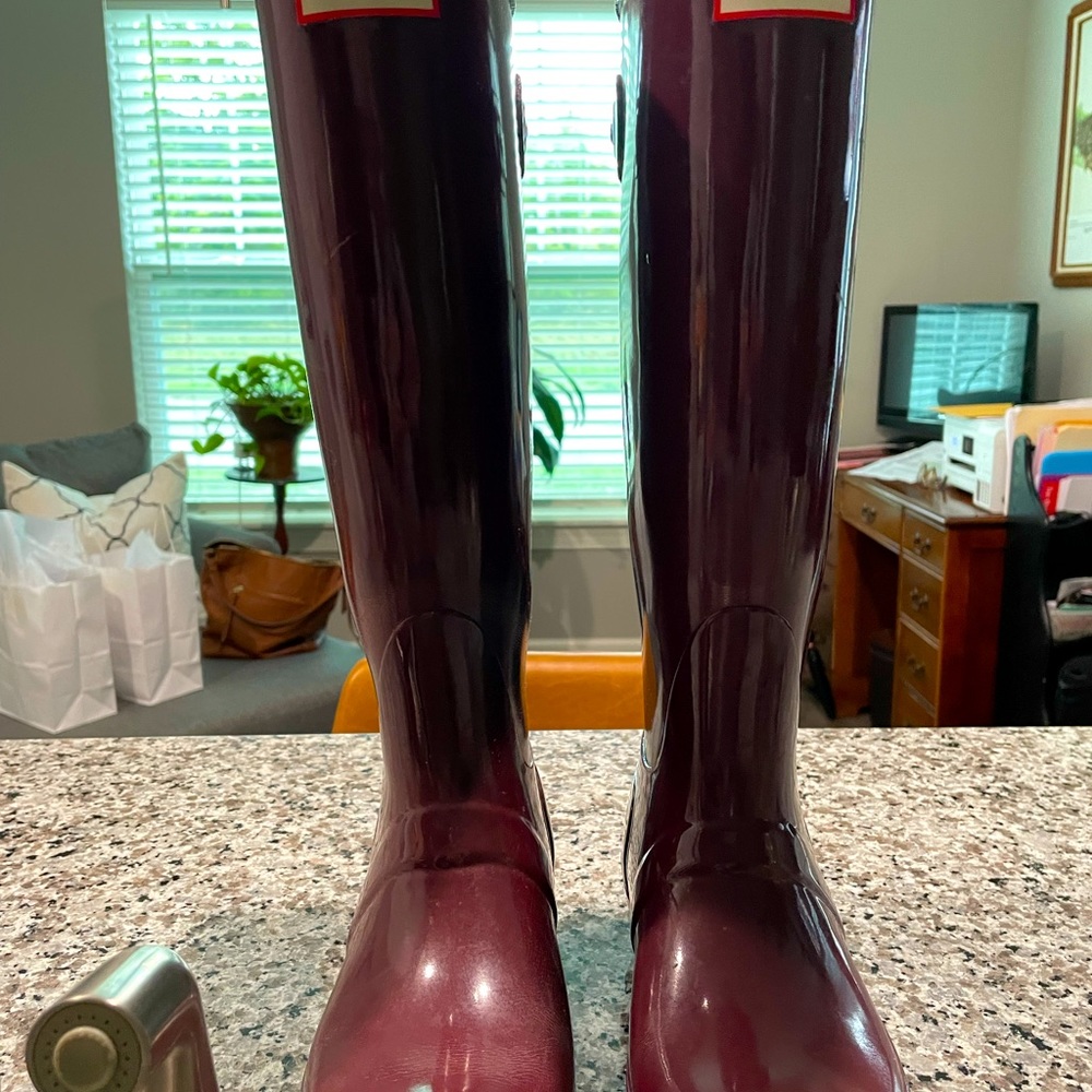 Hunter Burgundy Tall adjustable Wellies